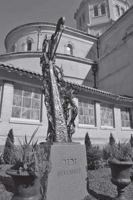 The Rememberance statue